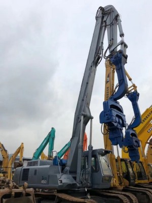 日立ZX450打桩机